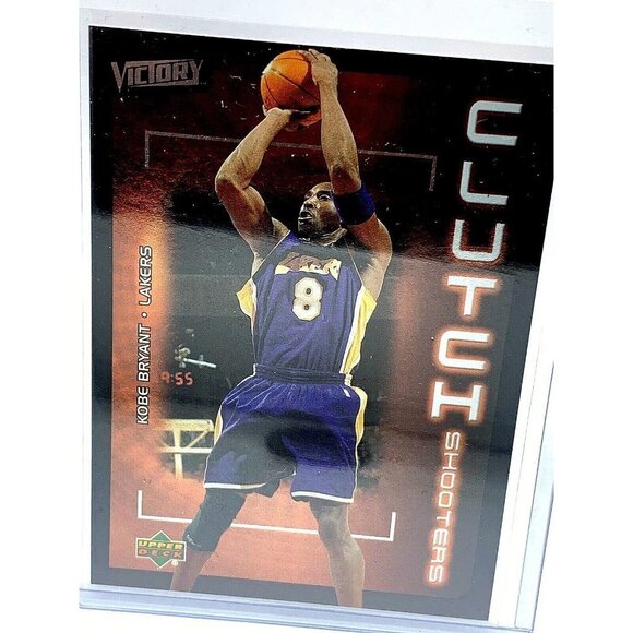 Kobe Bryant Basketball Card #181 Los Angeles Lakers Clutch 2003 NBA Uppe…